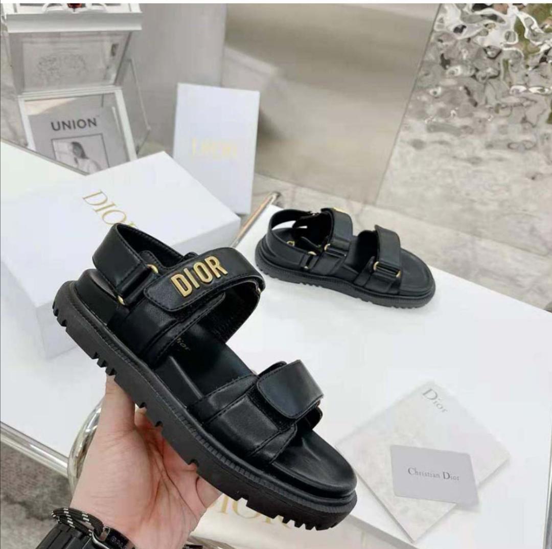 𝐂.𝐃 Dioract Sandal Black Lambskin